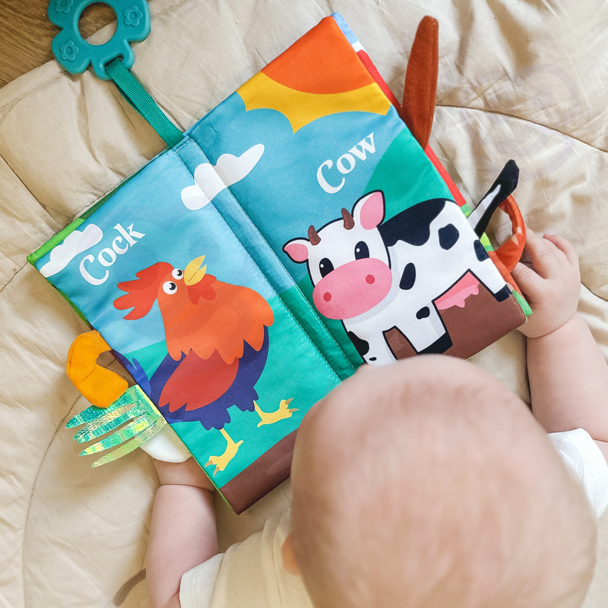 Woopie Baby Animal Tails stoffen boek