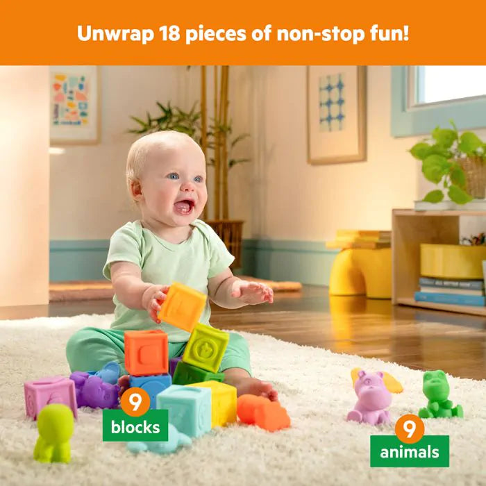 Подаръчен комплект от 18 части Bright Starts Cubes & Cuties