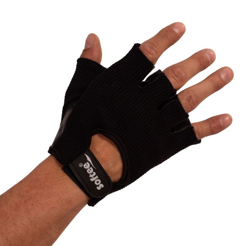 Pair Of Fitness Gloves Marrón