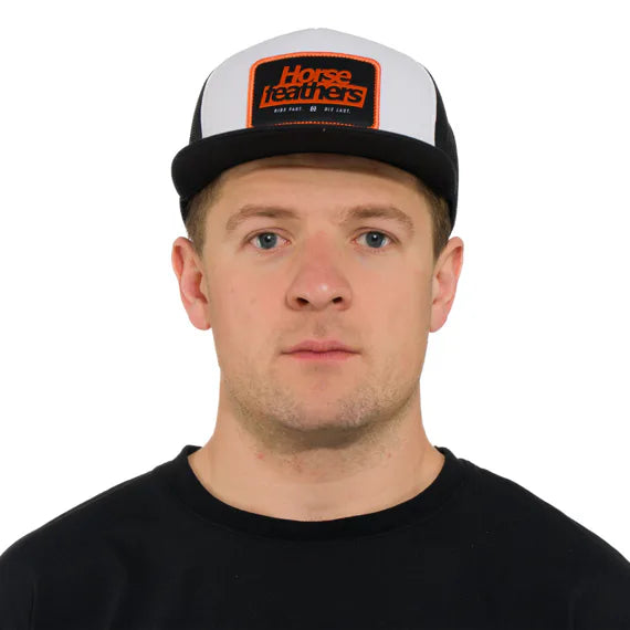 Horsefeathers Caster Cap (white)