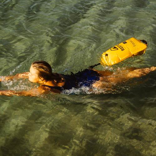 Restube Pro Schwimmboje | Gelb