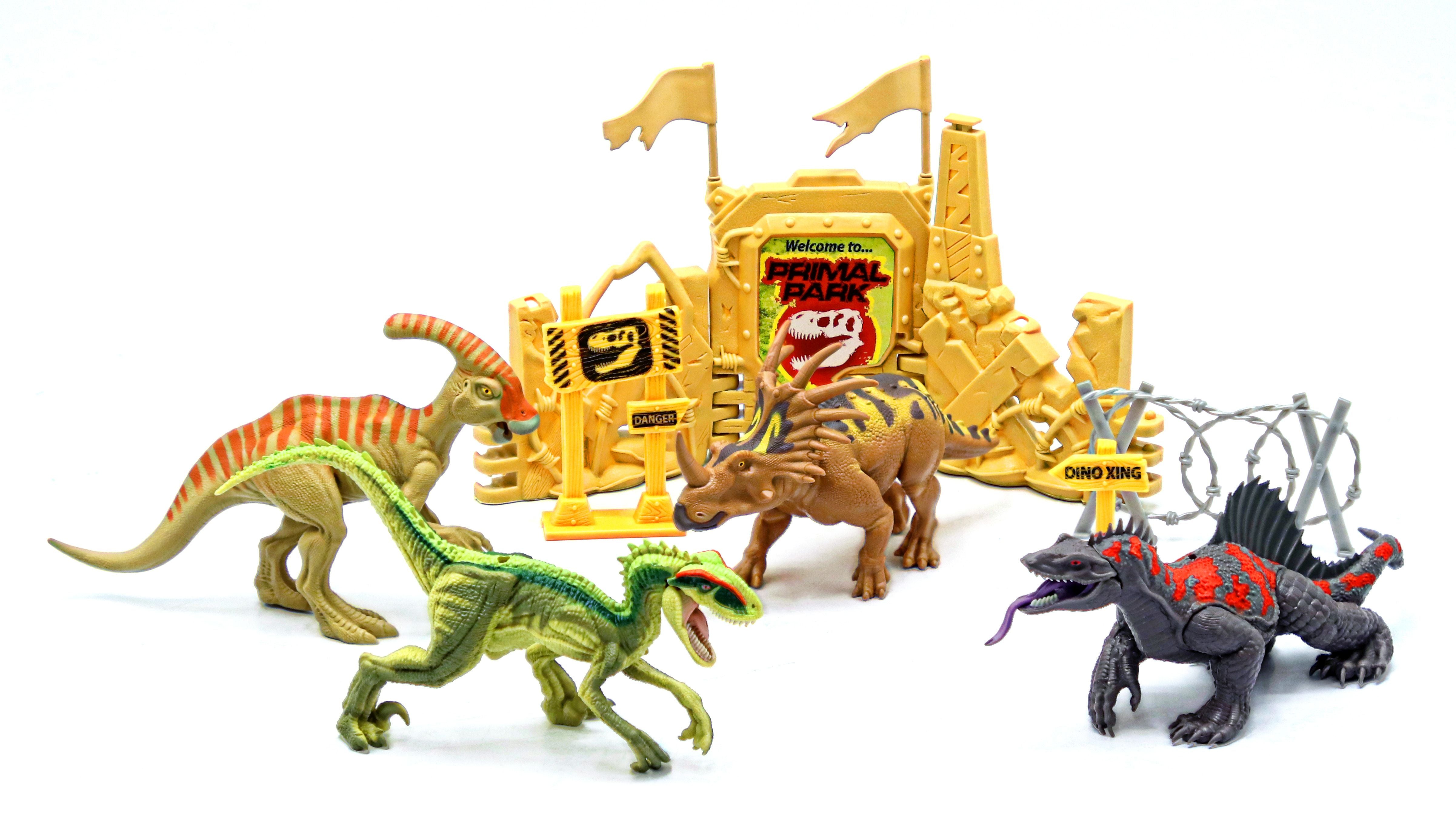 Affrontement primordial ! Ensemble Bataille De Dinosaures 17 Cm