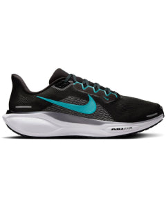 Sur les baskets de course Sr