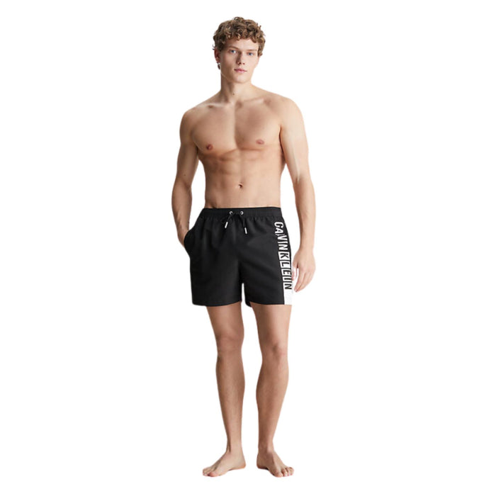 Gearrthóga Snámha na bhFear Calvin Klein