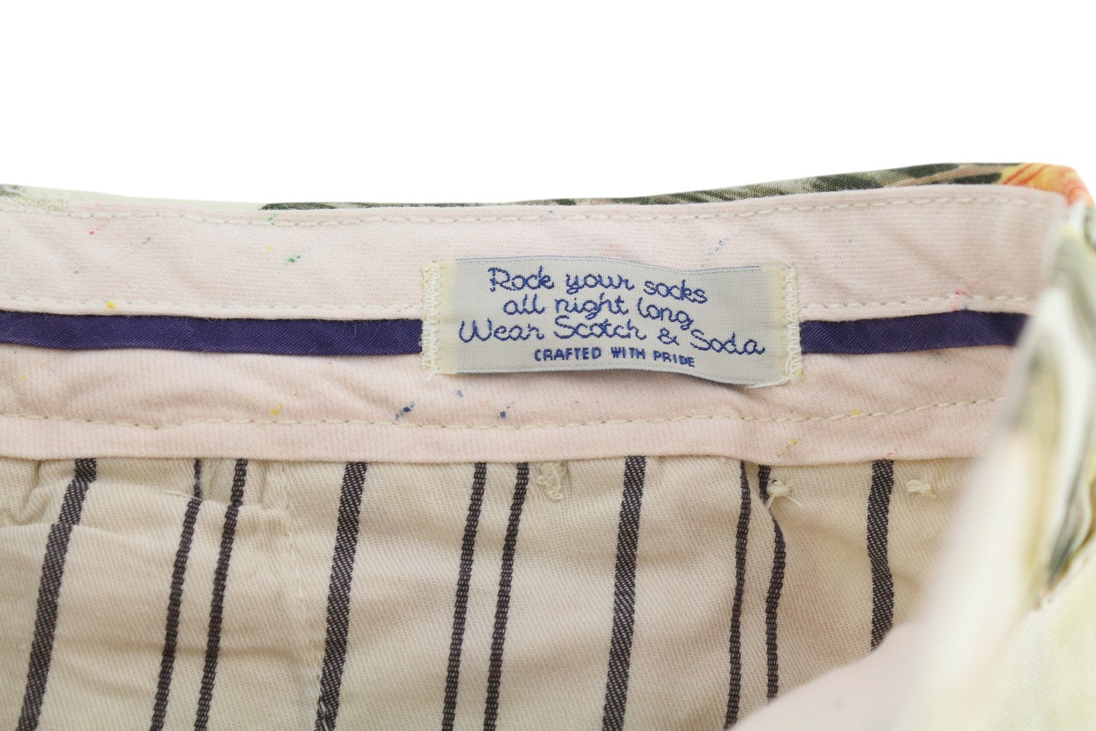 Scotch & Soda Pantaloncini da uomo con motivo a foglie colorate, logo chino, casual