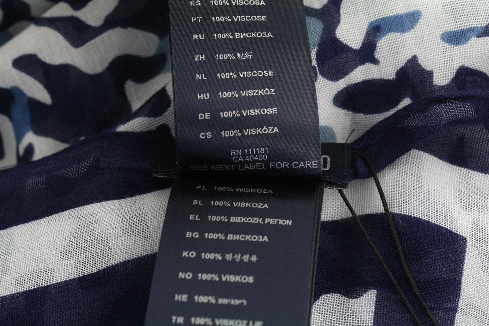 Antony Morato Damen-Schal, blau-weißes Muster, Wickeltuch, lässig, Strand