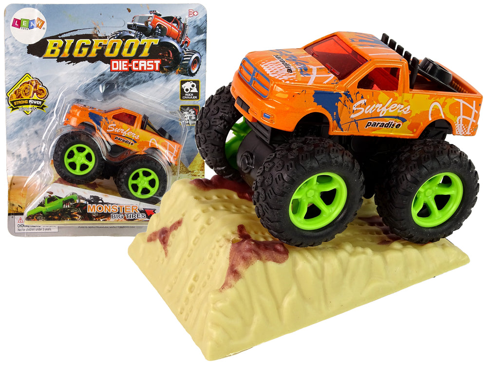 Resorak Monster Truck Pull Back Drive Rubber Tyres Metal Body + Evolving Ramp