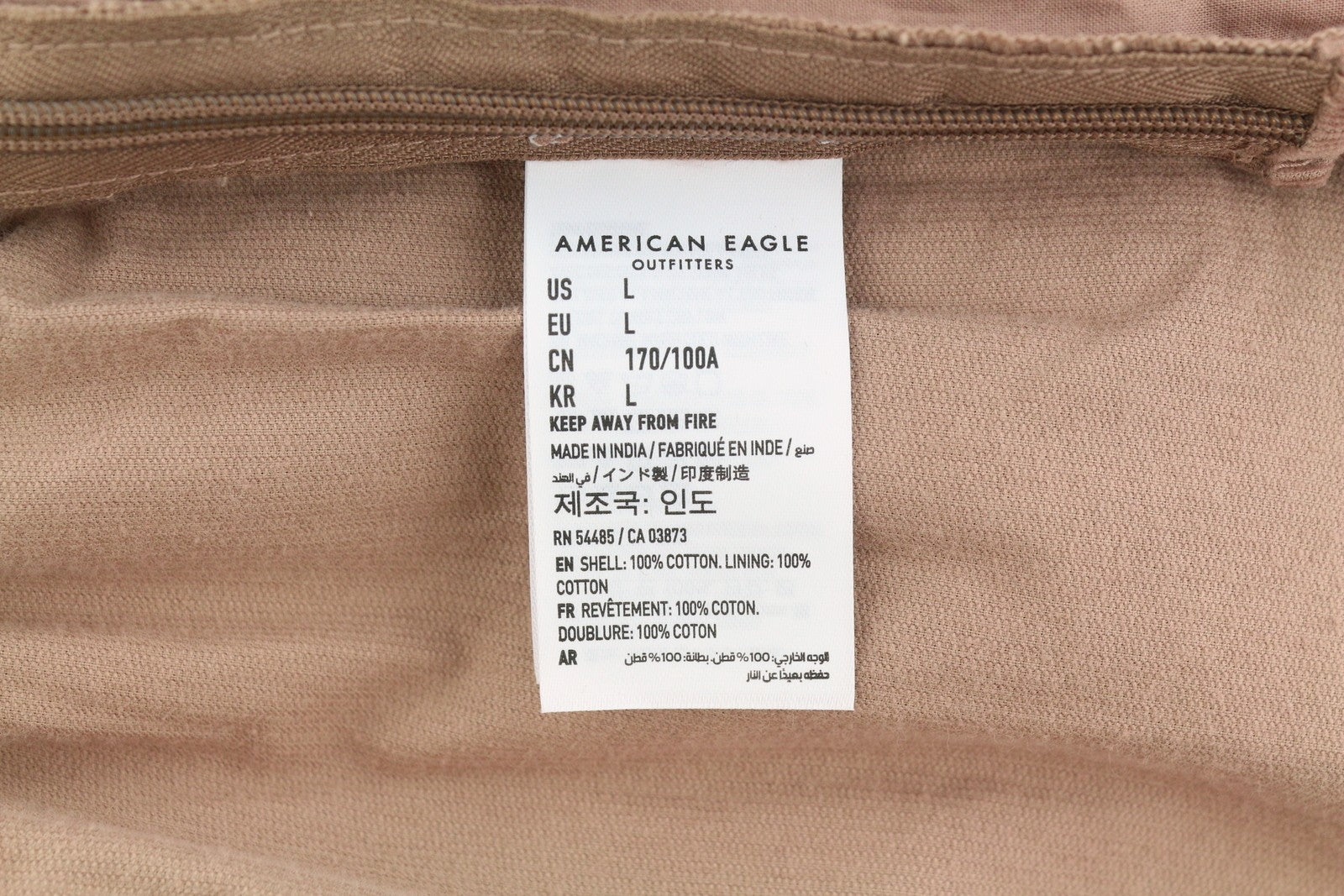 American Eagle Outfitters Tuta da donna in velluto a coste rosa con risvolto corto