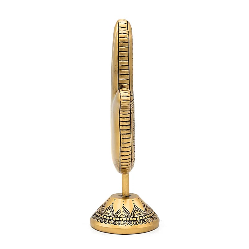 Deko-Hand der Fatima auf goldfarbenem Sockel – 14,3 x 7,7 x 23,2 cm