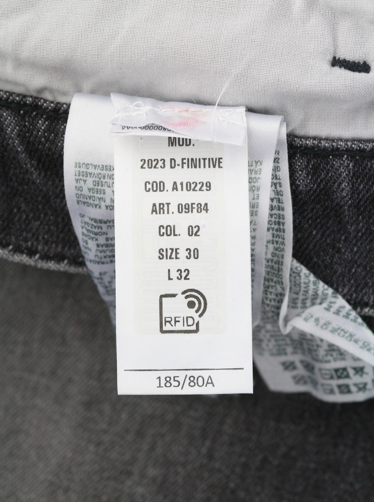 Diesel 2023 D-finitive 09f84 Men Jeansgrey Faded Regular Tapered Leg