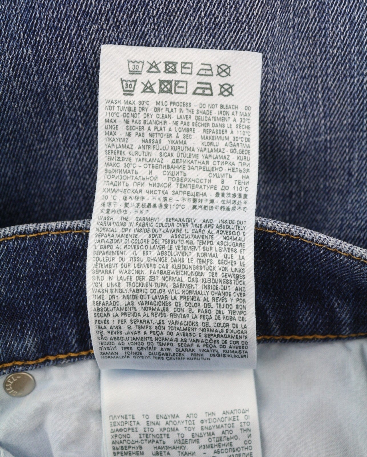 Diesel 2019 D-strukt 09e44 Men Jeansblue Faded Whiskers Ripped Slim
