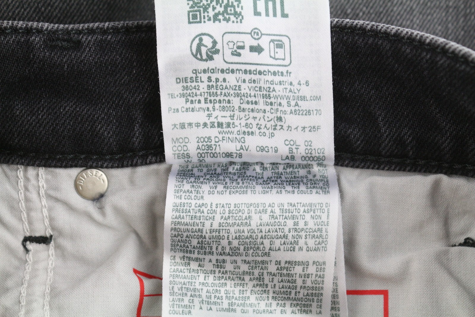 Diesel 2005 D-fining 09g19 Men Jeansblack Faded Regular Fit Tapered Leg