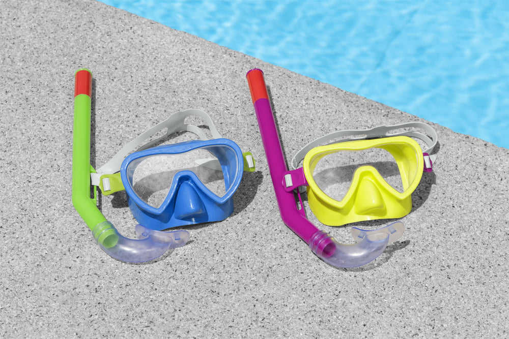 Green And Blue Diving Mask With Snorkel Bestway 24036