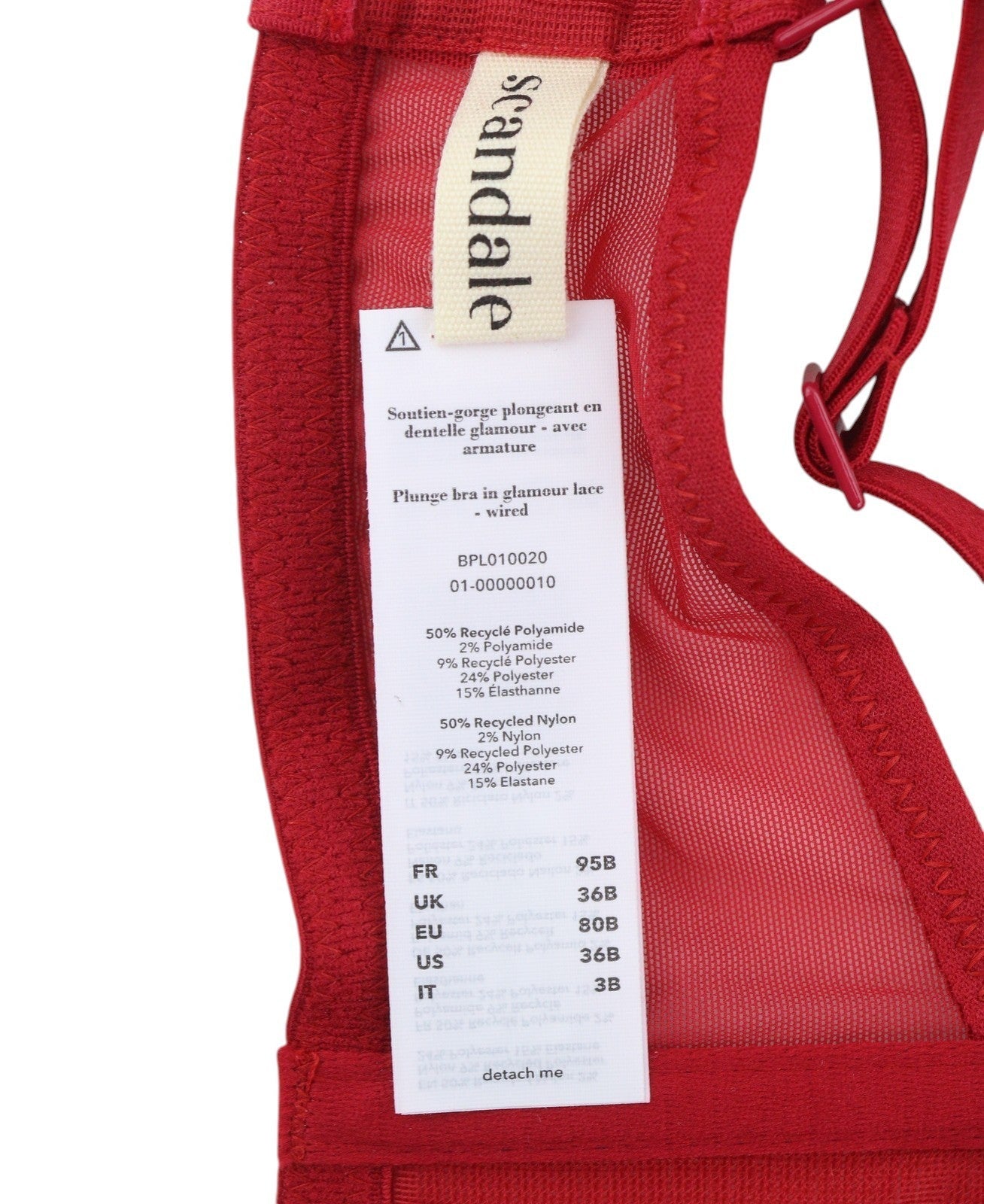 Scandale se vrhne do glamour krajek s drátěnými tkaničkami z Guipure