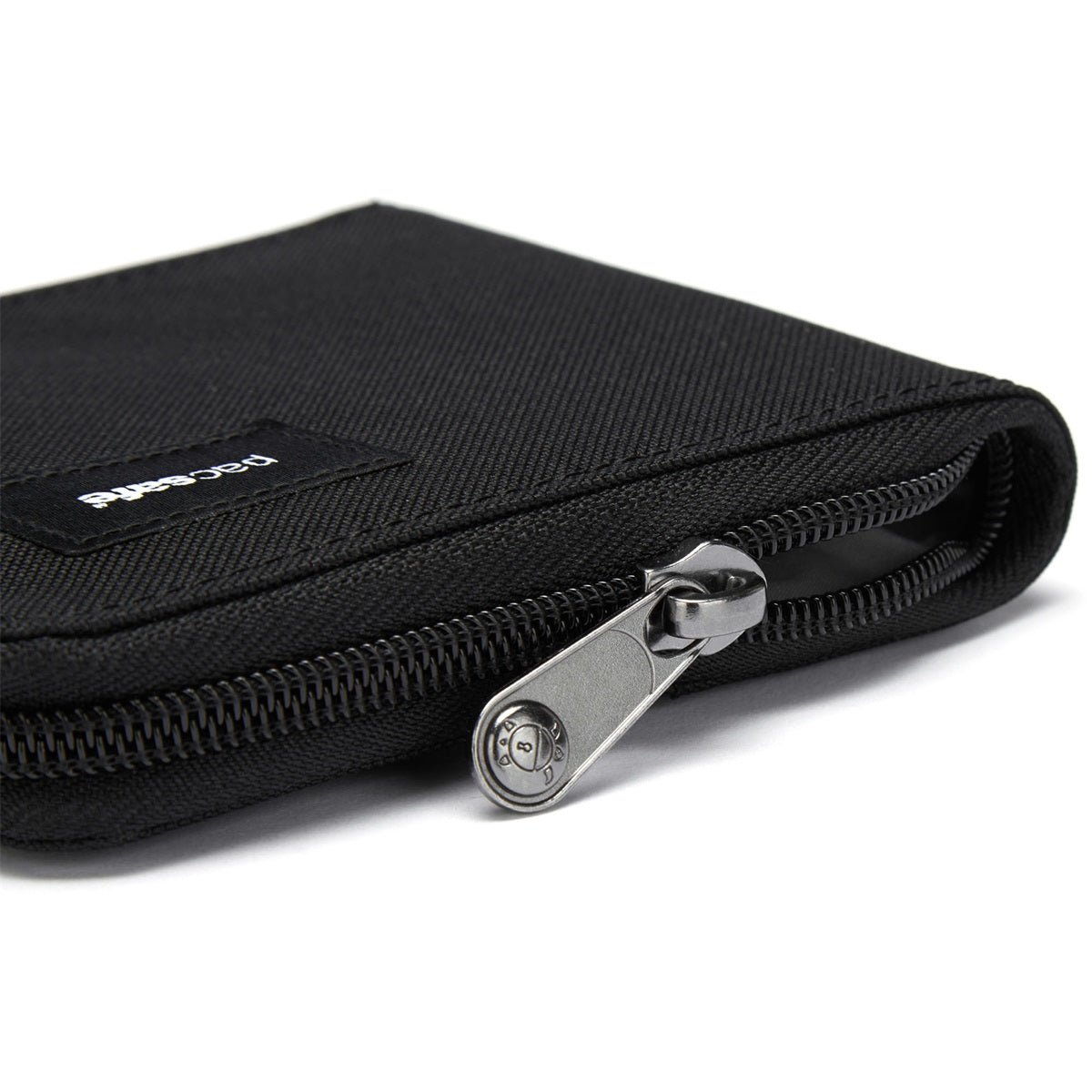 Pacsafe Rfidsafe Zip Around Wallet Jet Black