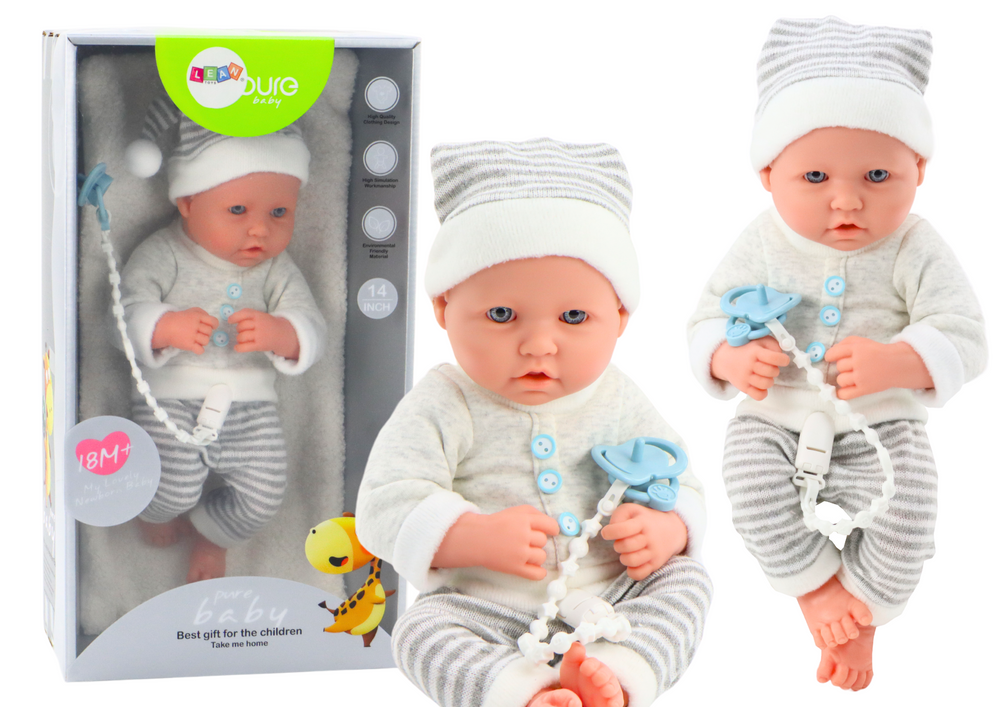 Babypop In Wit En Grijs Gestreepte Kleding Hoed Fopspeen Quilt