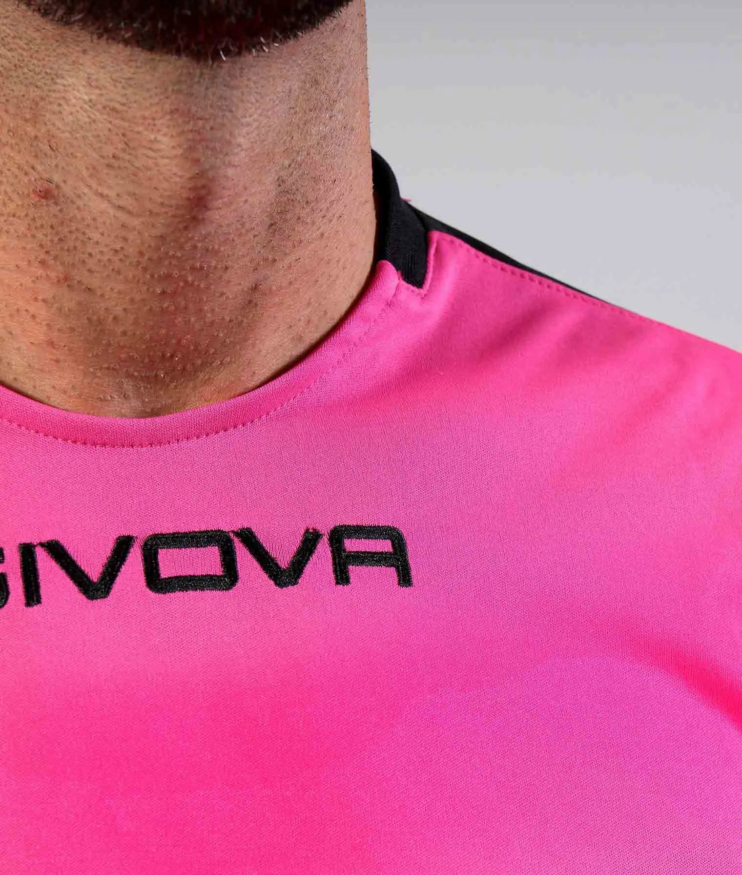 Cúl báire tacair givova portiere hyguana pink l