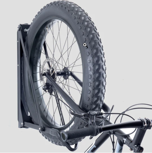 Čierny stojan na bicykle Delta Cycle Pivot