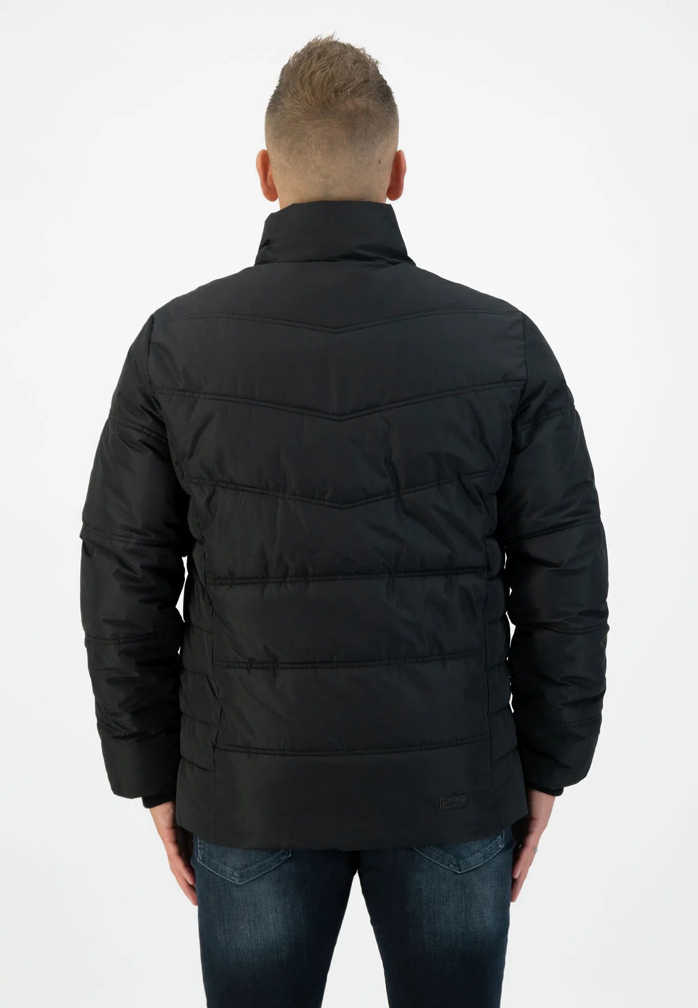 Pánska zimná bunda Kjelvik Men Igor 40 Black
