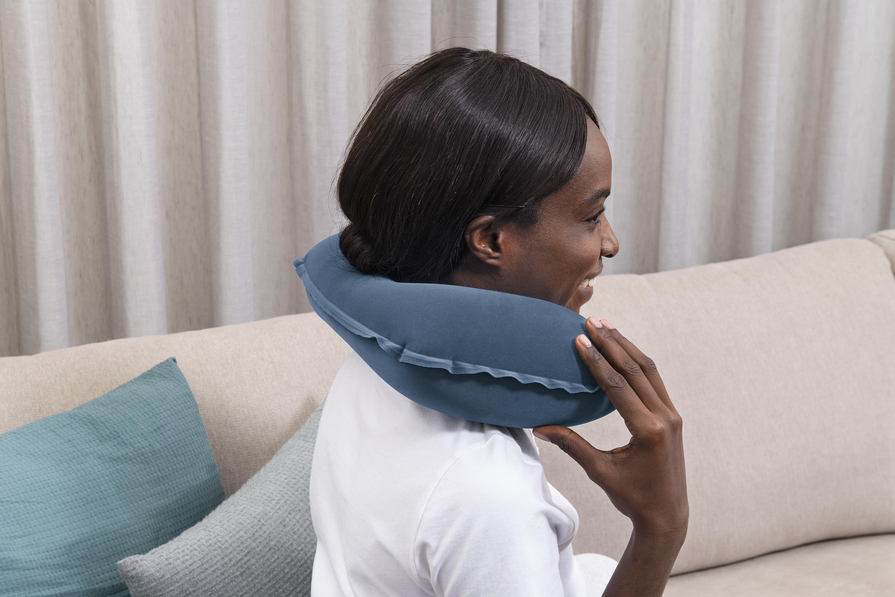 Cuscino da viaggio gonfiabile Croissant Blu Bestway 67006