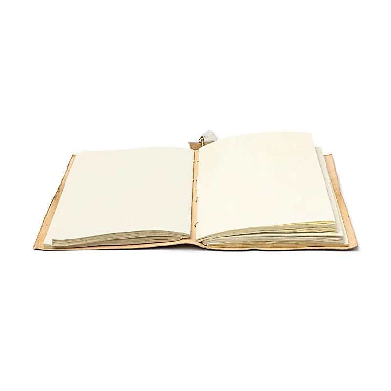 Leabhar Nótaí Crann na Beatha Le Rock Crystal Agus Clúdach Leathar Faux - 250 G; 18×13 Cm