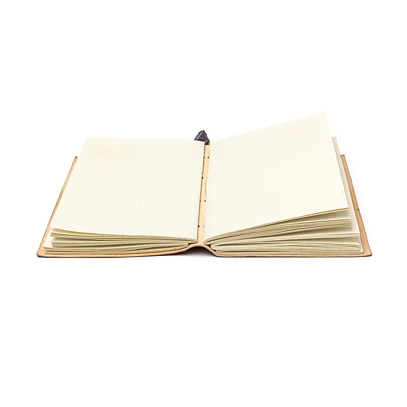 Notebook Lotus med ametist och konstläderfodral - 250 G; 18x13 cm