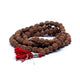 Mala Rudraksha 108 мъниста с червен пискюл - 1 см
