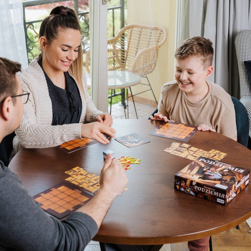 Game Tajemnicze Podziemia Trefl 02305