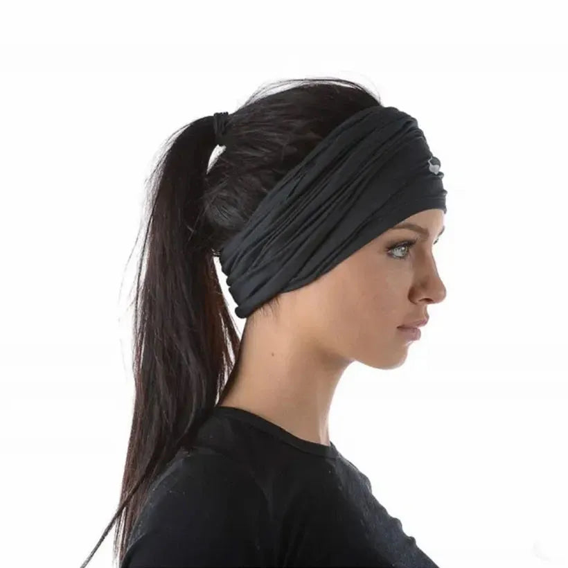 Nyakmelegítő Nike Dri-fit Wrap 2.0 fekete-ezüst fekete