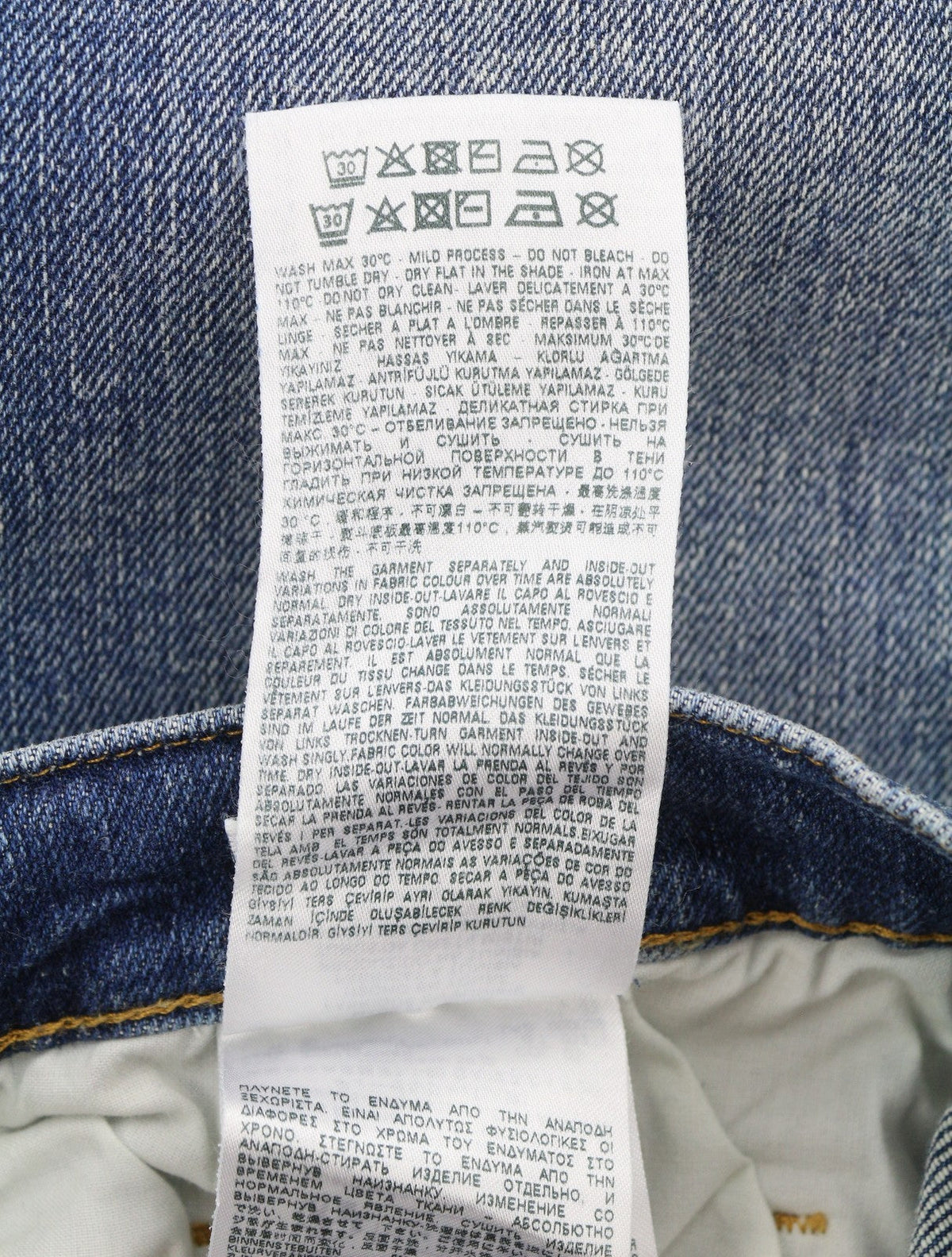 Diesel 2020 D-viker 007l1 Férfi Jeansregular Fit egyenes láb Rrp352