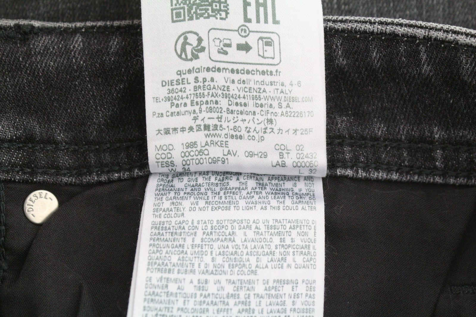 Diesel 1985 Larkee 09h29 Men Jeansblack Whiskers Faded Regular Straight