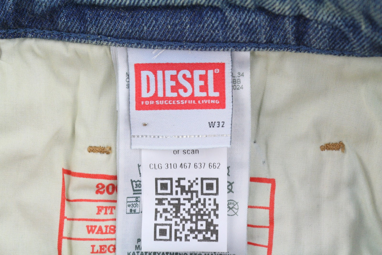 Diesel 2001 D-macro 0clbb Men Jeansblue Relaxed Fit Wide Leg Low Rrp195