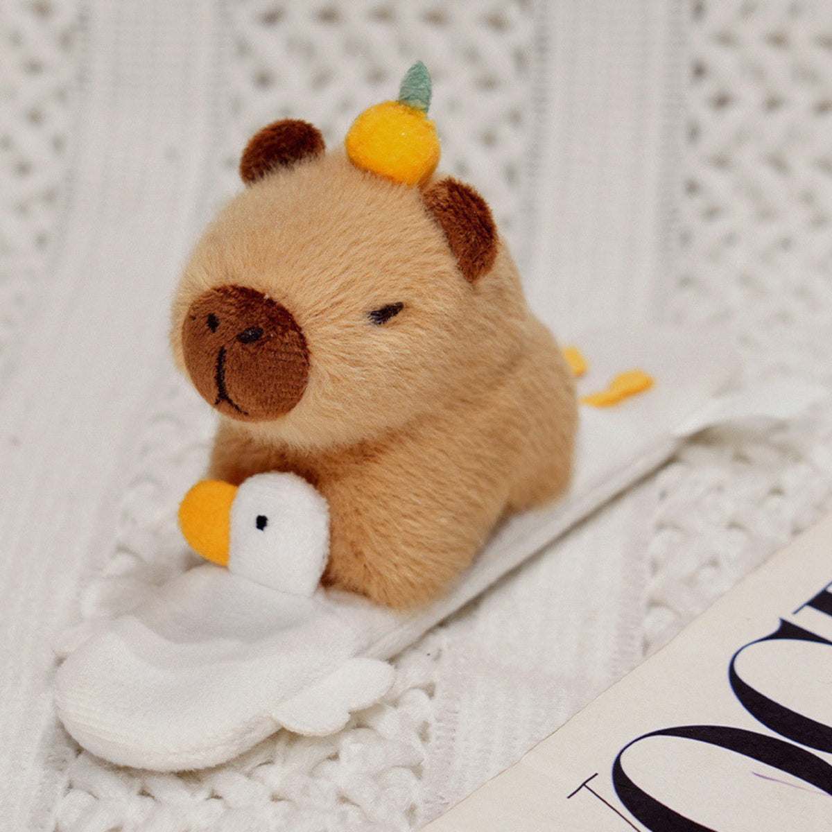 Plush Self-tightening Wristband Goose With Capybara