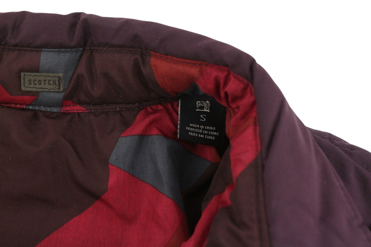 Pánská bunda Scotch & Soda se vzorem prošívaná polstrovaná patentní knoflíky