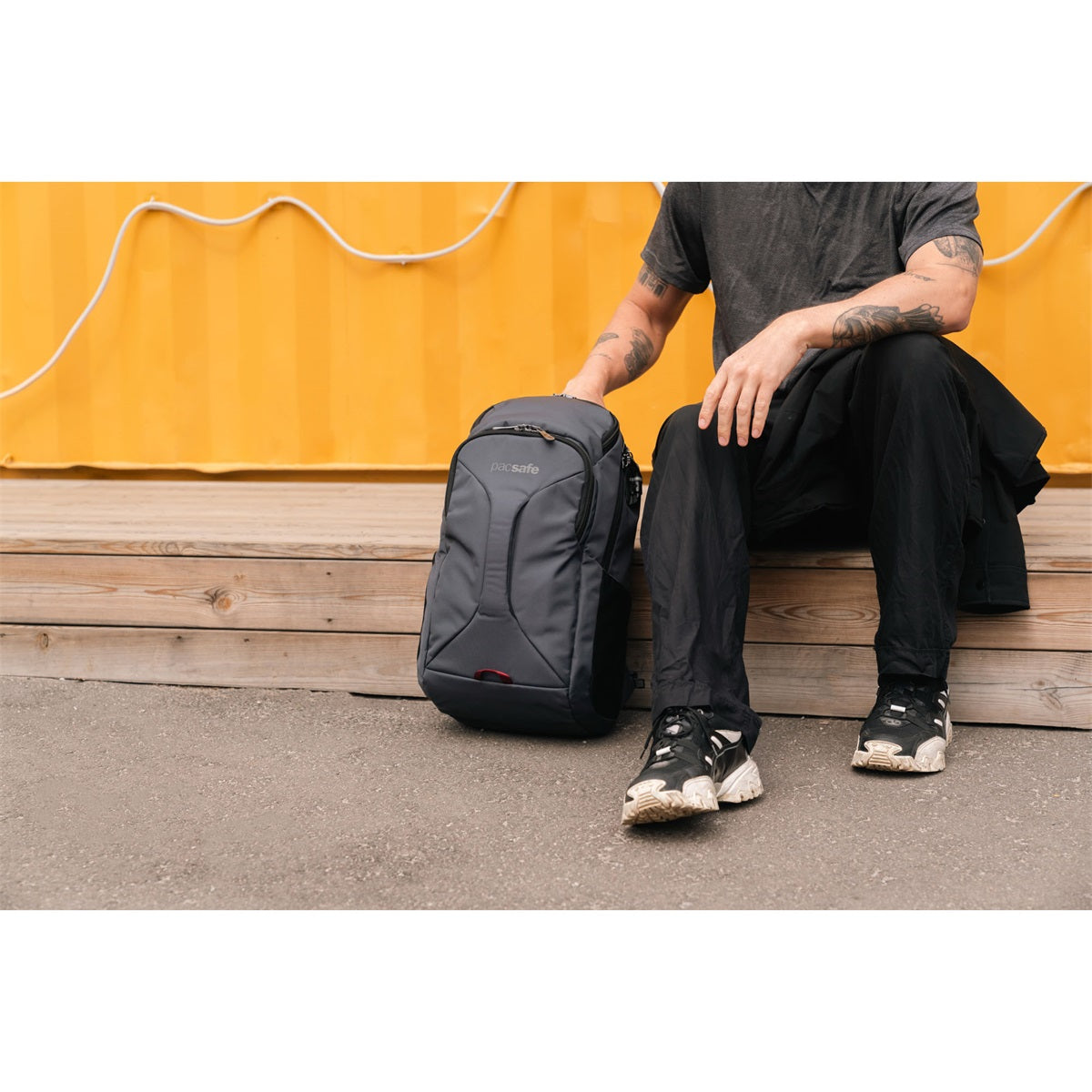 Pacsafe Exp 28l Backpack Slate