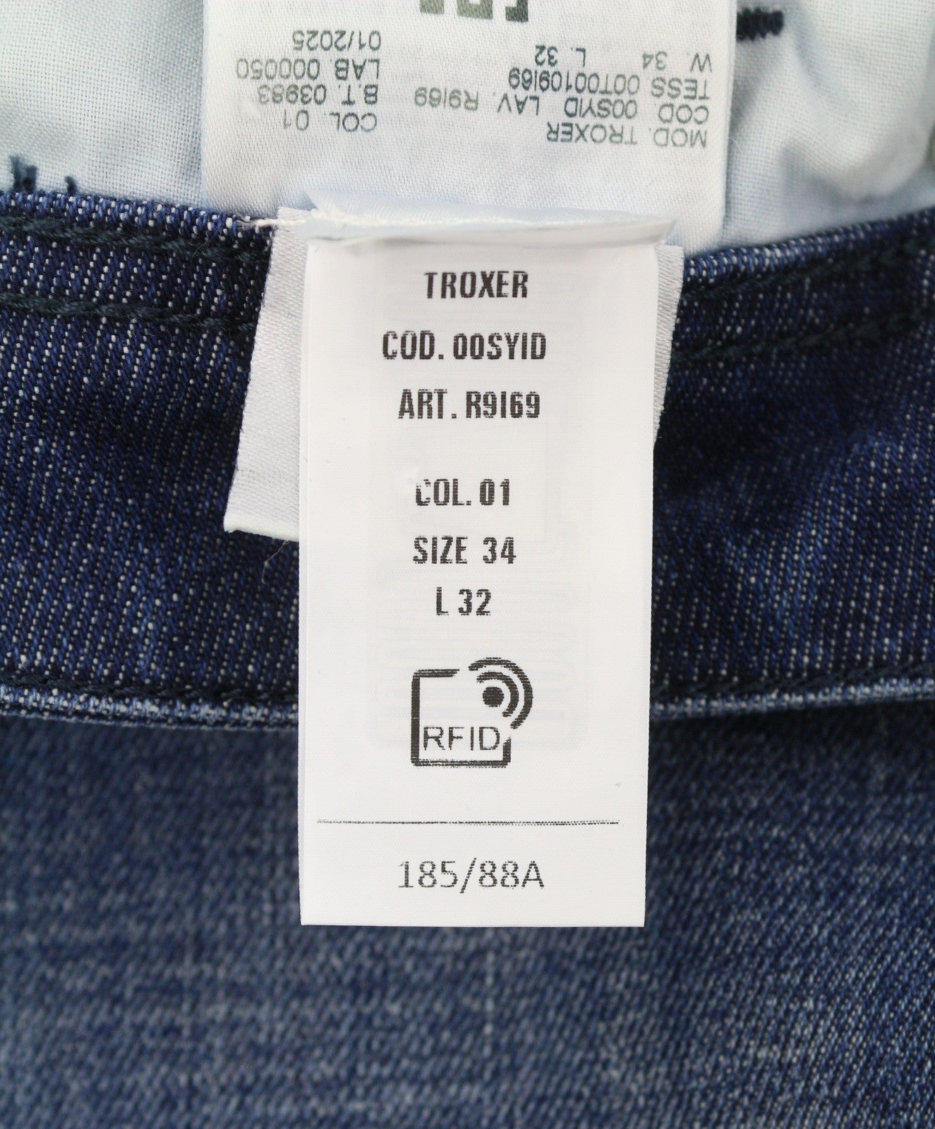 Diesel Troxer R9i69 Men Jeansblue Whiskers Faded Skinny Fit