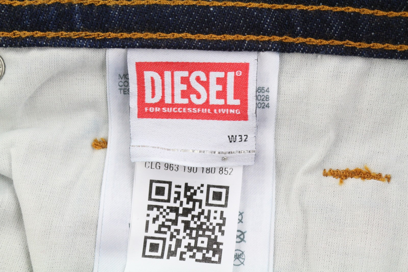 Diesel Thommer R07r2 Men Jeansdark Blue Slim Fit Low Waist Rrp150