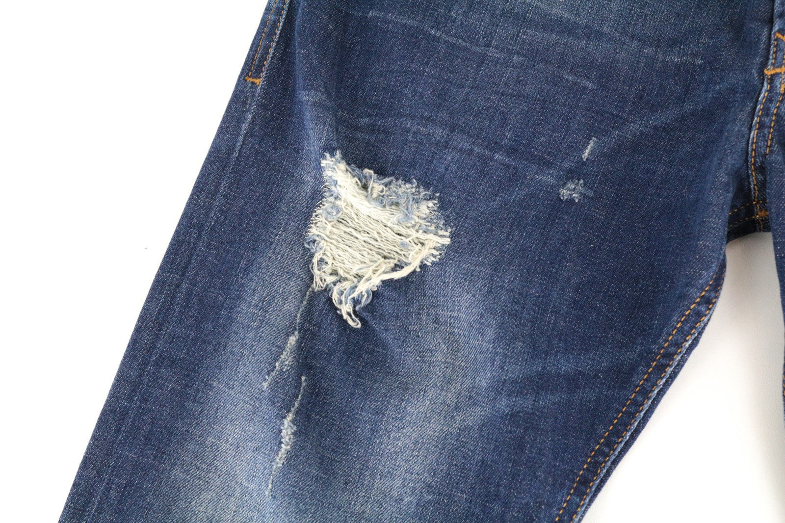 Diesel Tepphar 084txmen Vaqueros slim estilo carrot con aspecto envejecido azul