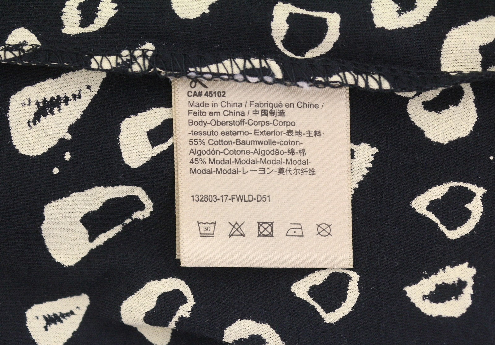 Scotch & Soda Дамска тениска, черна шарена V-образна деколте, къс ръкав