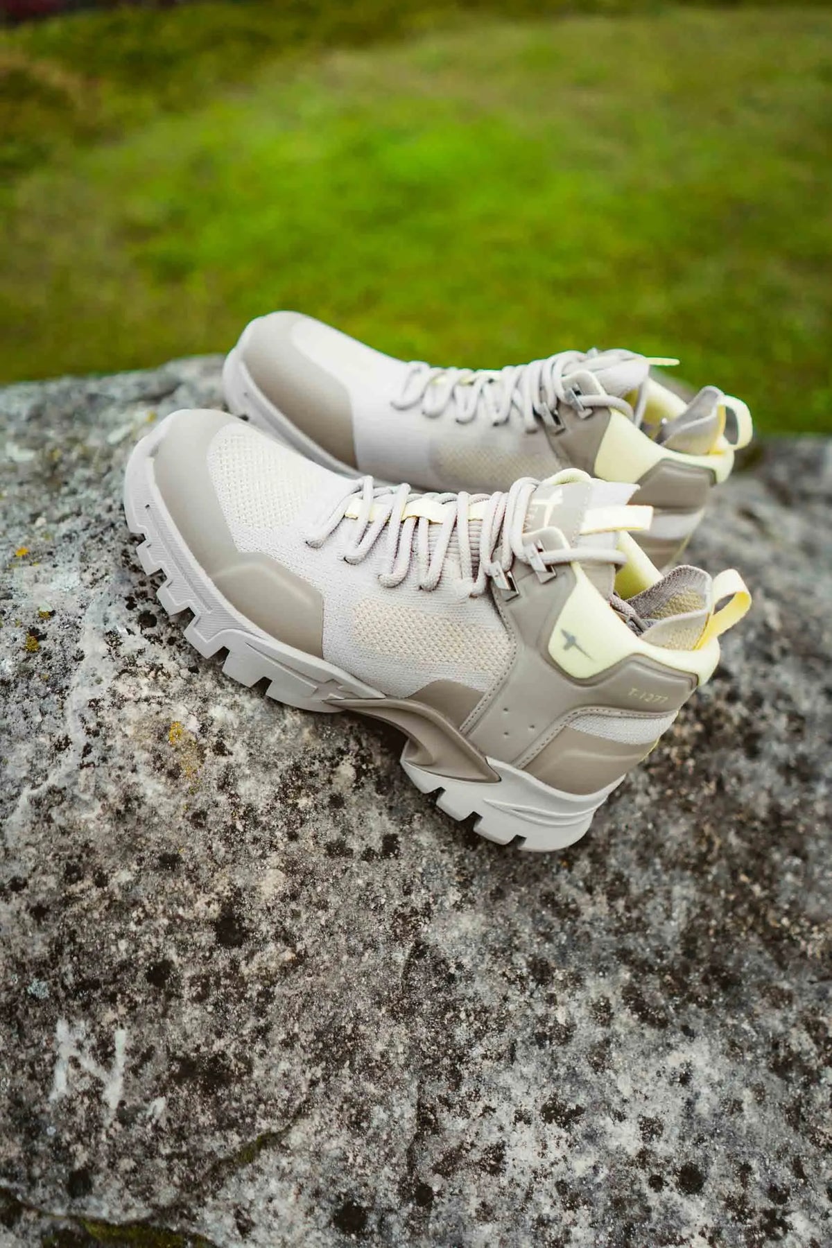 Udendørssko til kvinder Tamaris Wmns Active Hiking Beige Beige