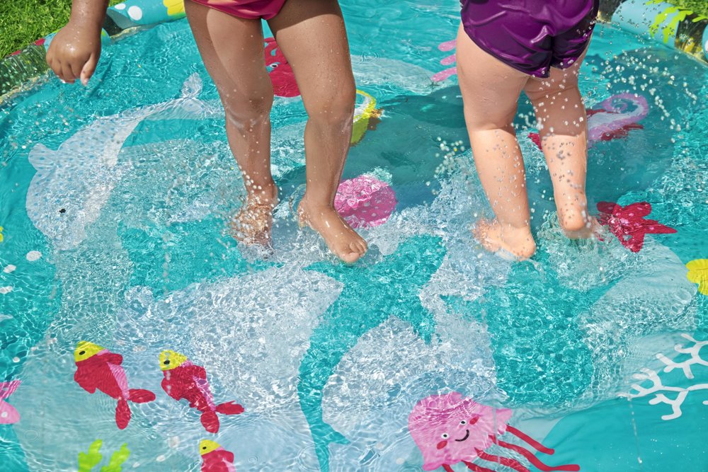 Inflatable Paddling Pool With A Fountain For Children 165 Cm Bestway 52487
