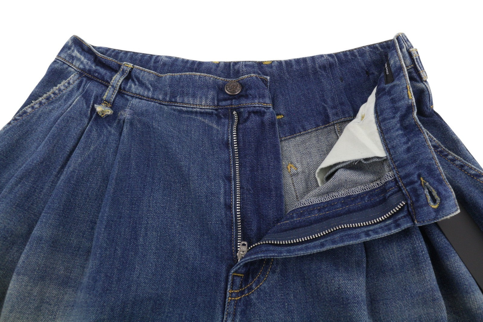 Jeans Triple Pleat