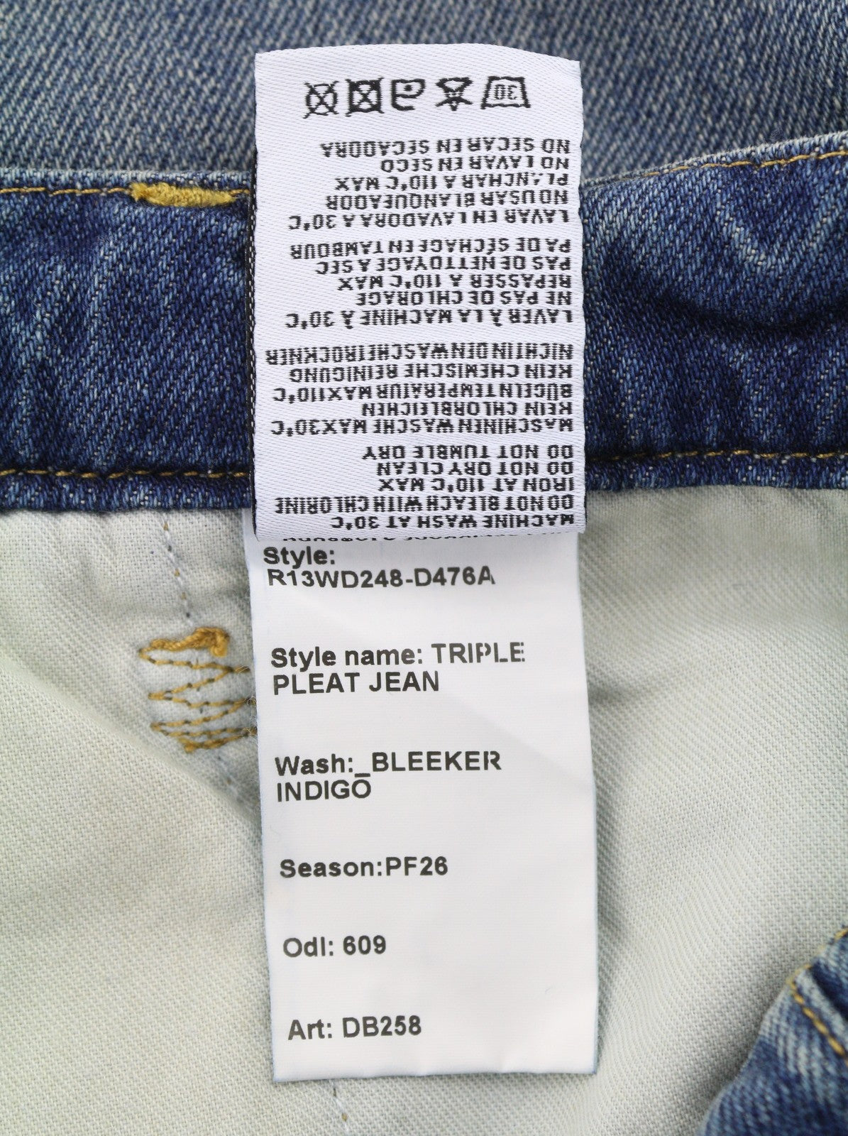 Jeans Triple Pleat