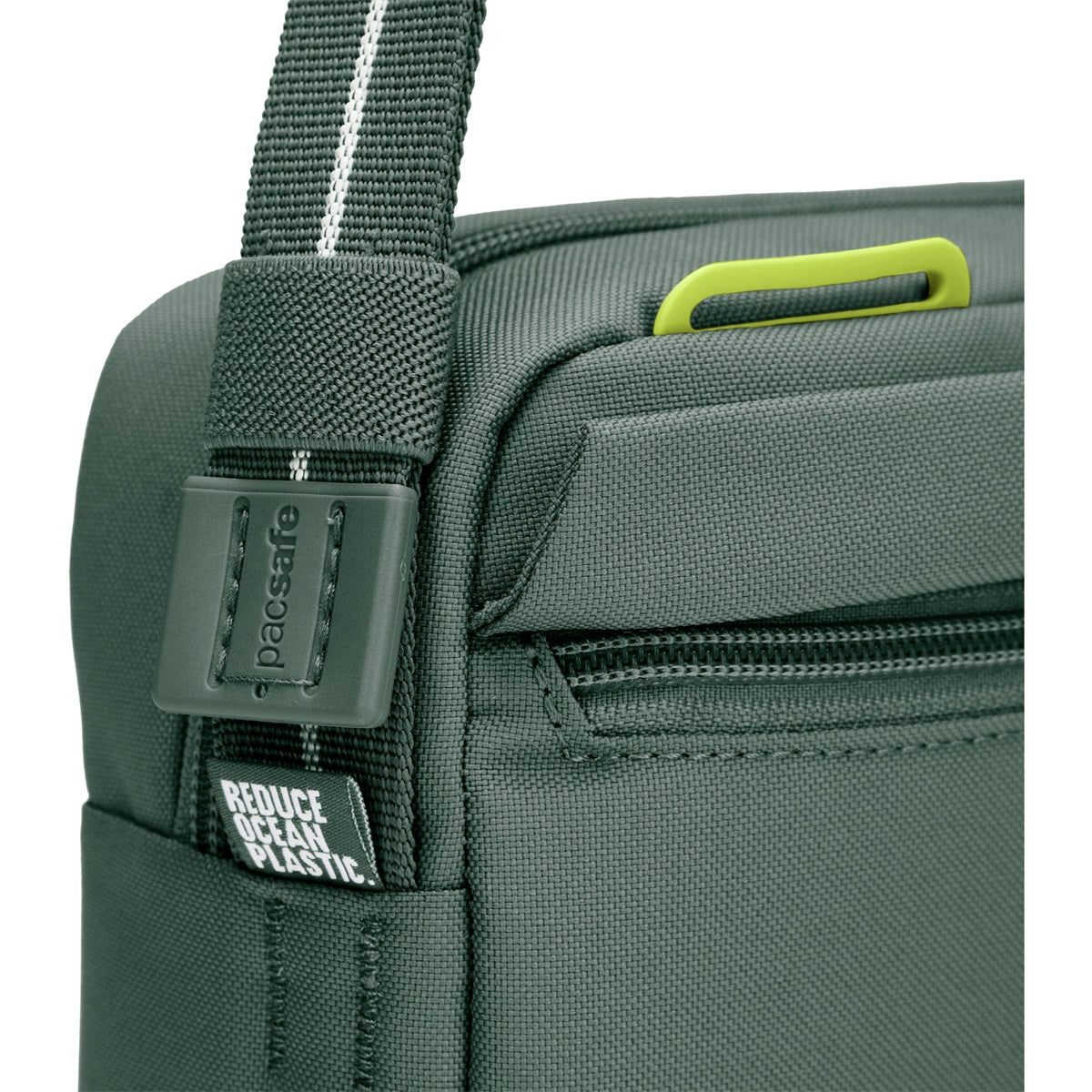 Borsa a tracolla Pacsafe Go verde abete rosso