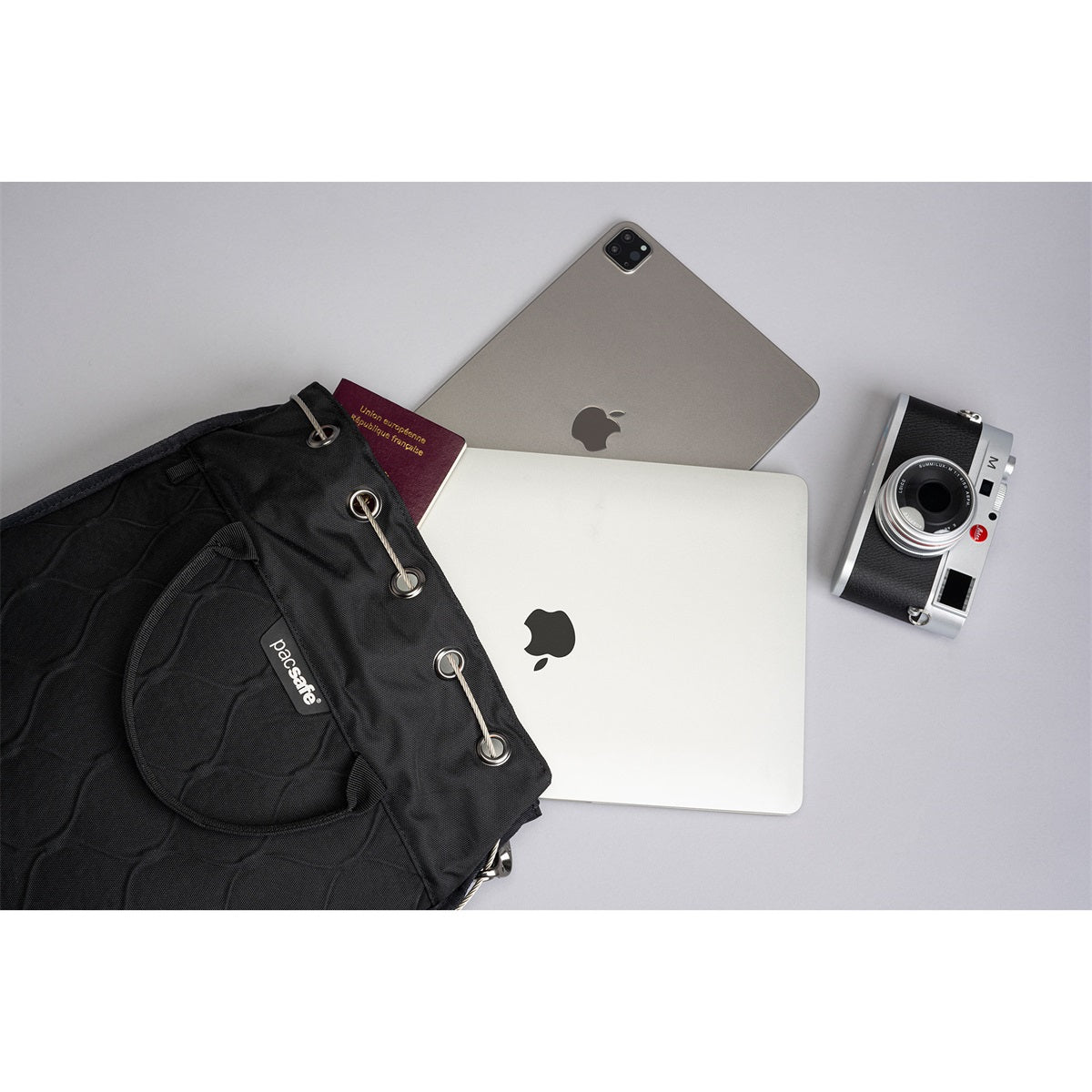 Pacsafe Travelsafe 12l Gii Portable Safe Black
