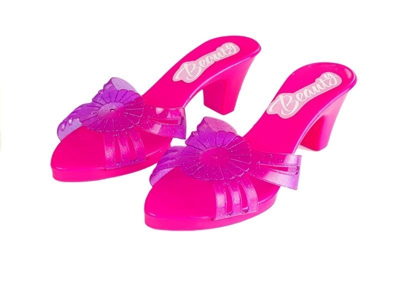 Beauty Set In A Case High Heels And Necklace