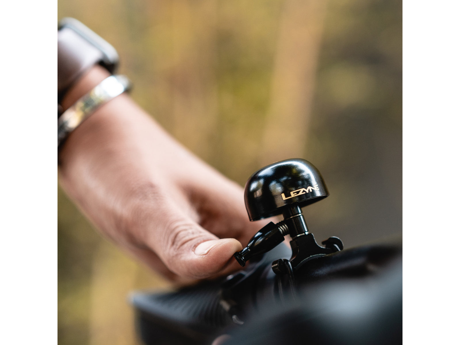 Lezyne Classic Brass Bell Box Black-black - M
