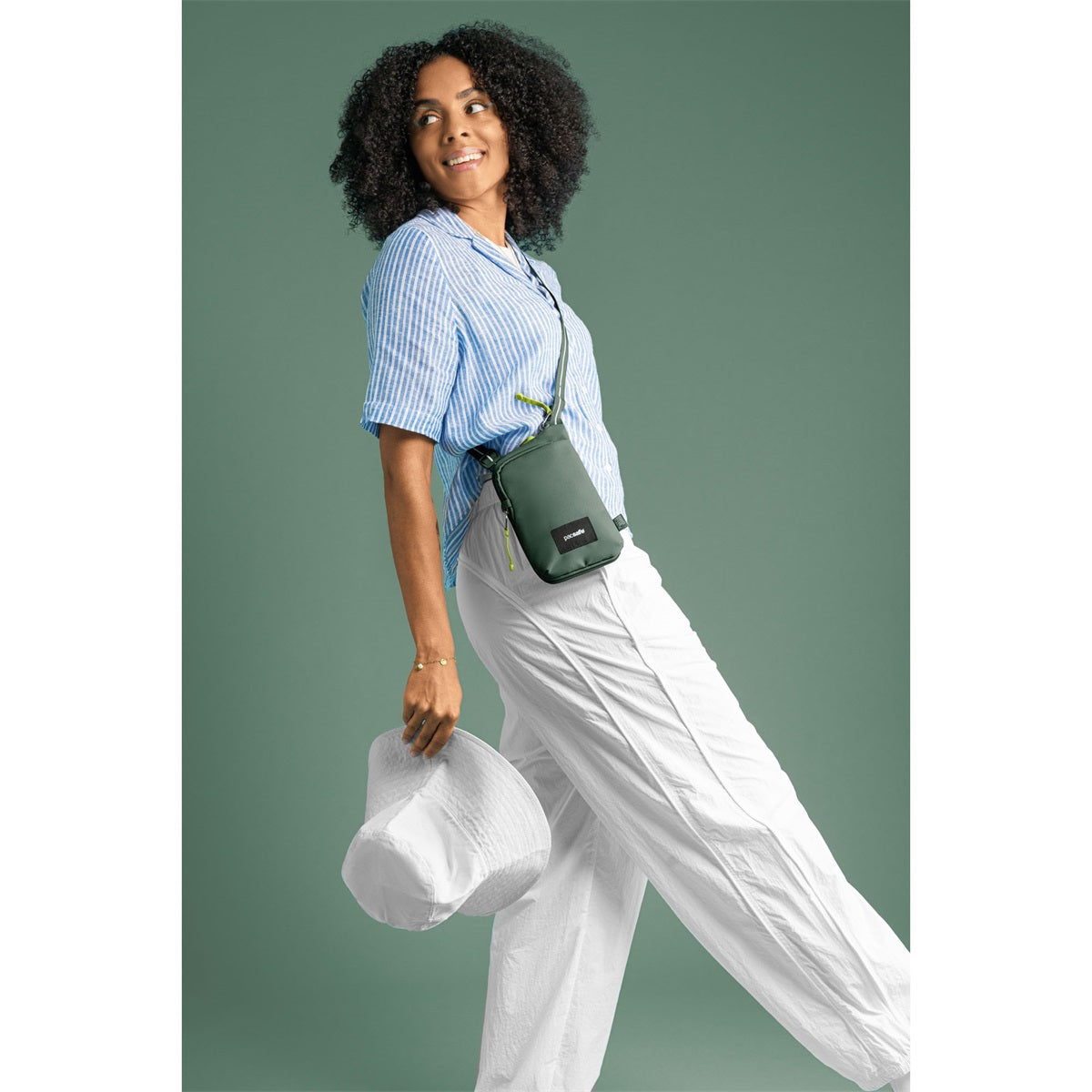 Pacsafe Go Tech Crossbody Spruce Green