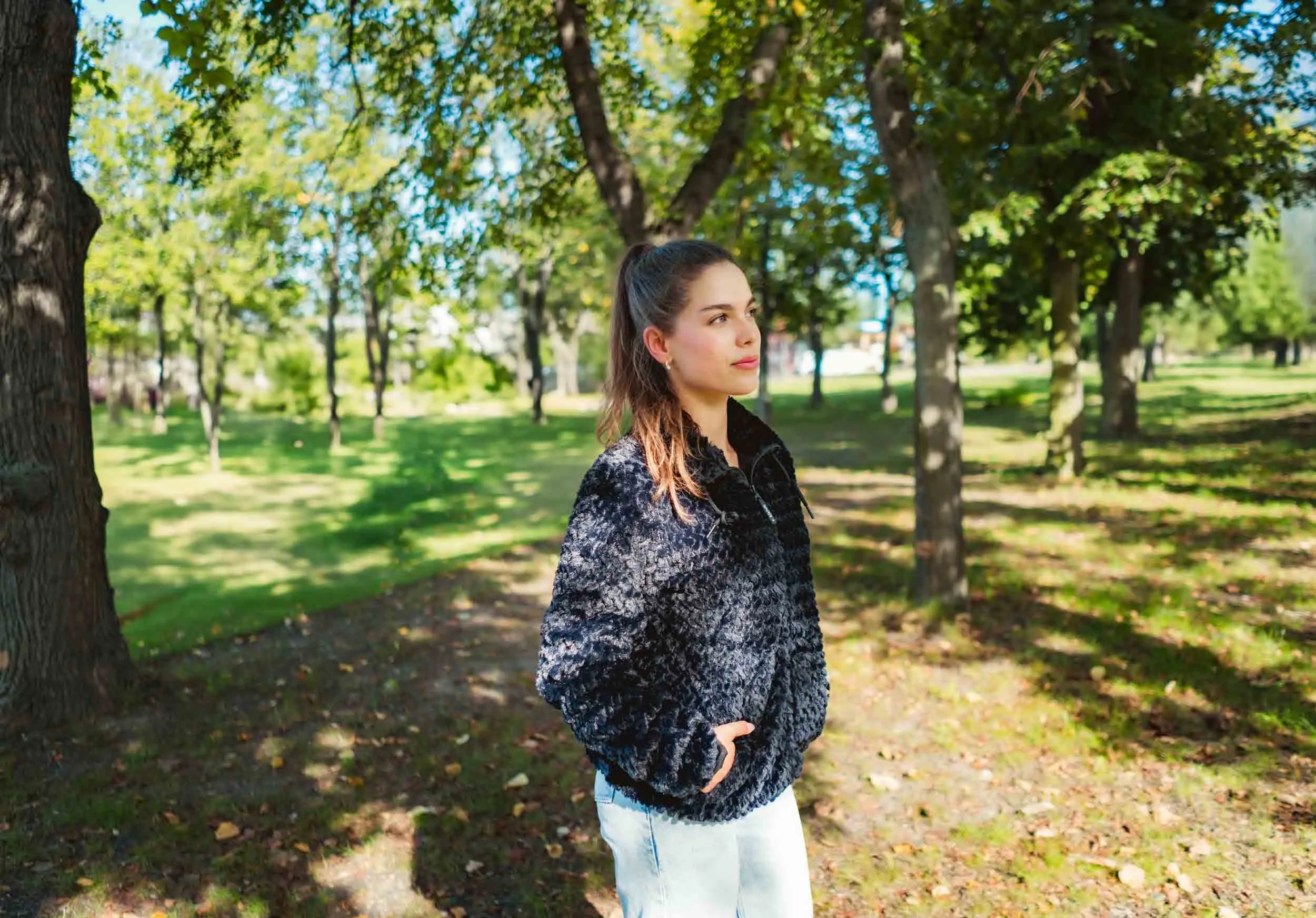 Geansaí na mban kjelvik wms ann 40 dubh 40