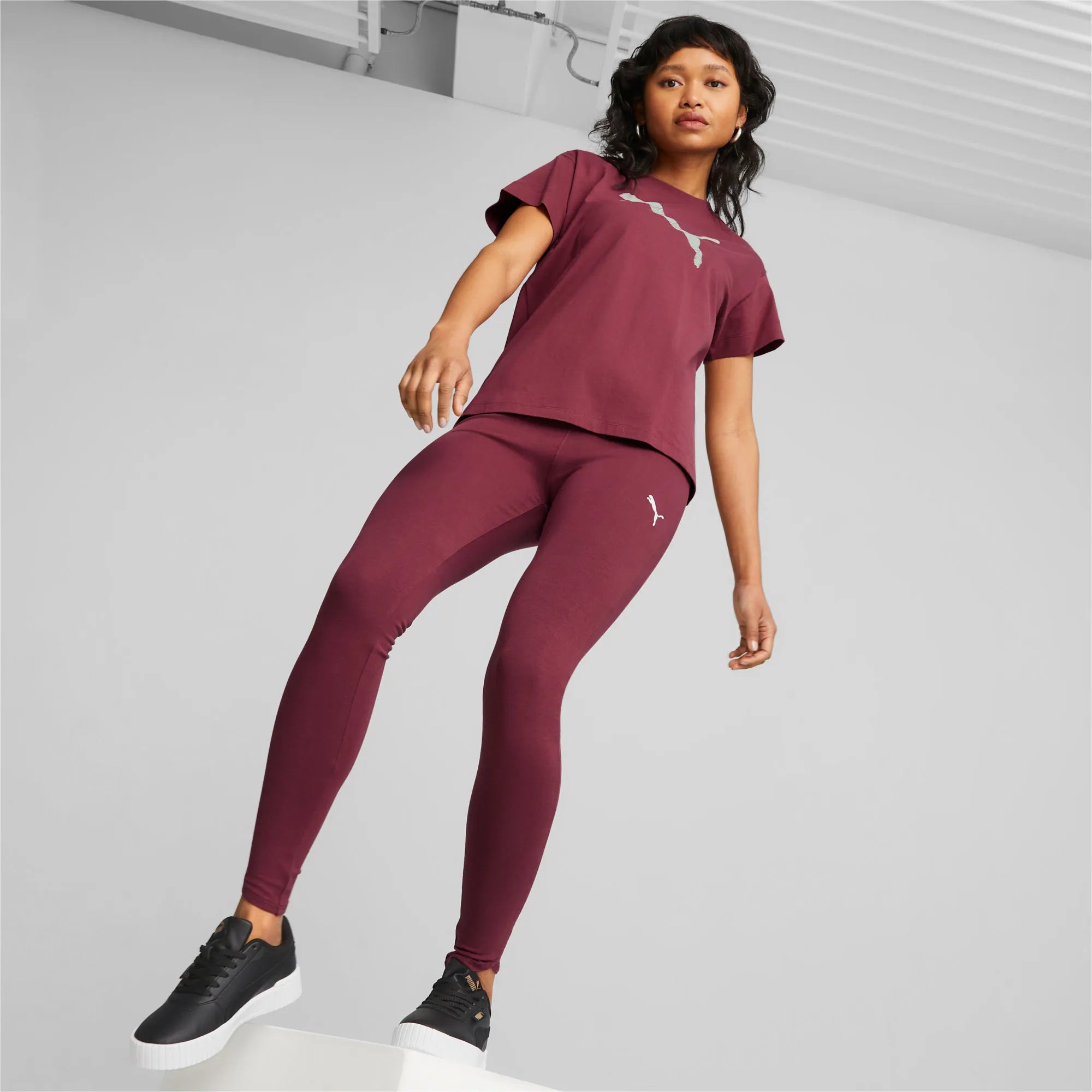 T-shirt da donna Puma Wmns Her Tshirt Dark Jasper Burgundy
